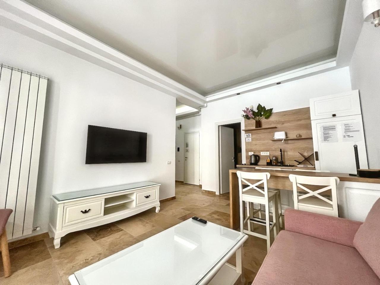 Năvodari Black Sea Booking - Oana מראה חיצוני תמונה